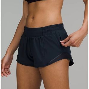 Lululemon Hotty Hot Shirts- reflective - black- size 6- brand new